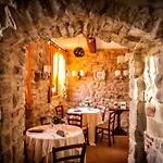 Aethos Hotel Saragano
